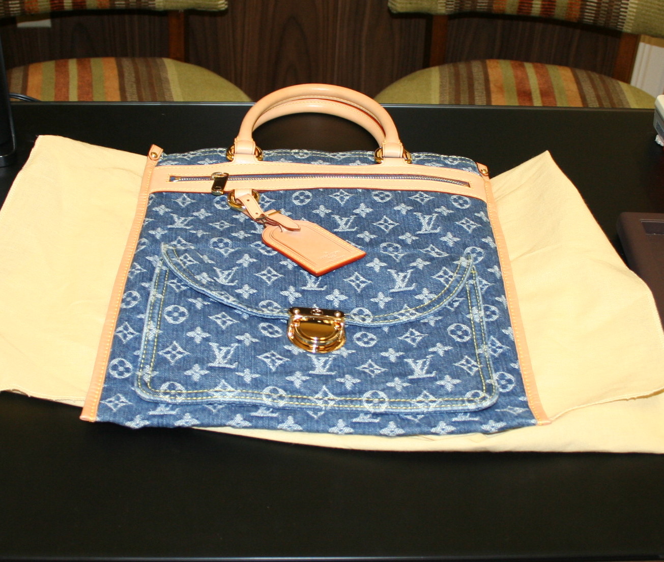 Toile Monogram Denim & Sell Louis Vuitton Handbag | Sell Your Handbag